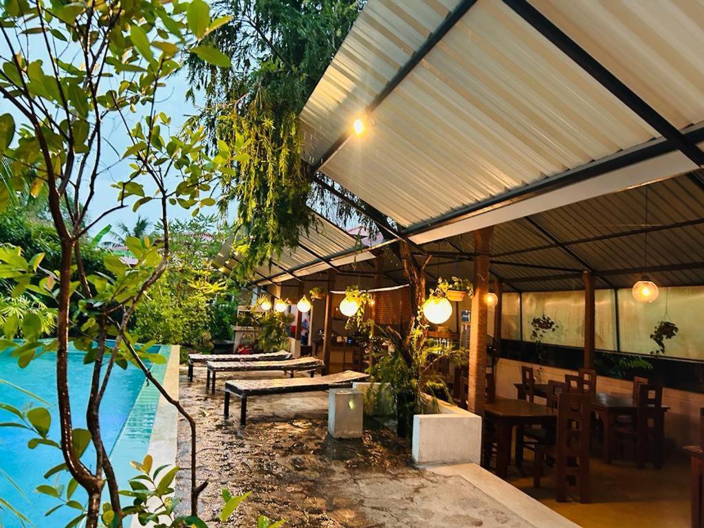 Optimum Residencies Bed & Breakfast เนกอมโบ ภายนอก รูปภาพ