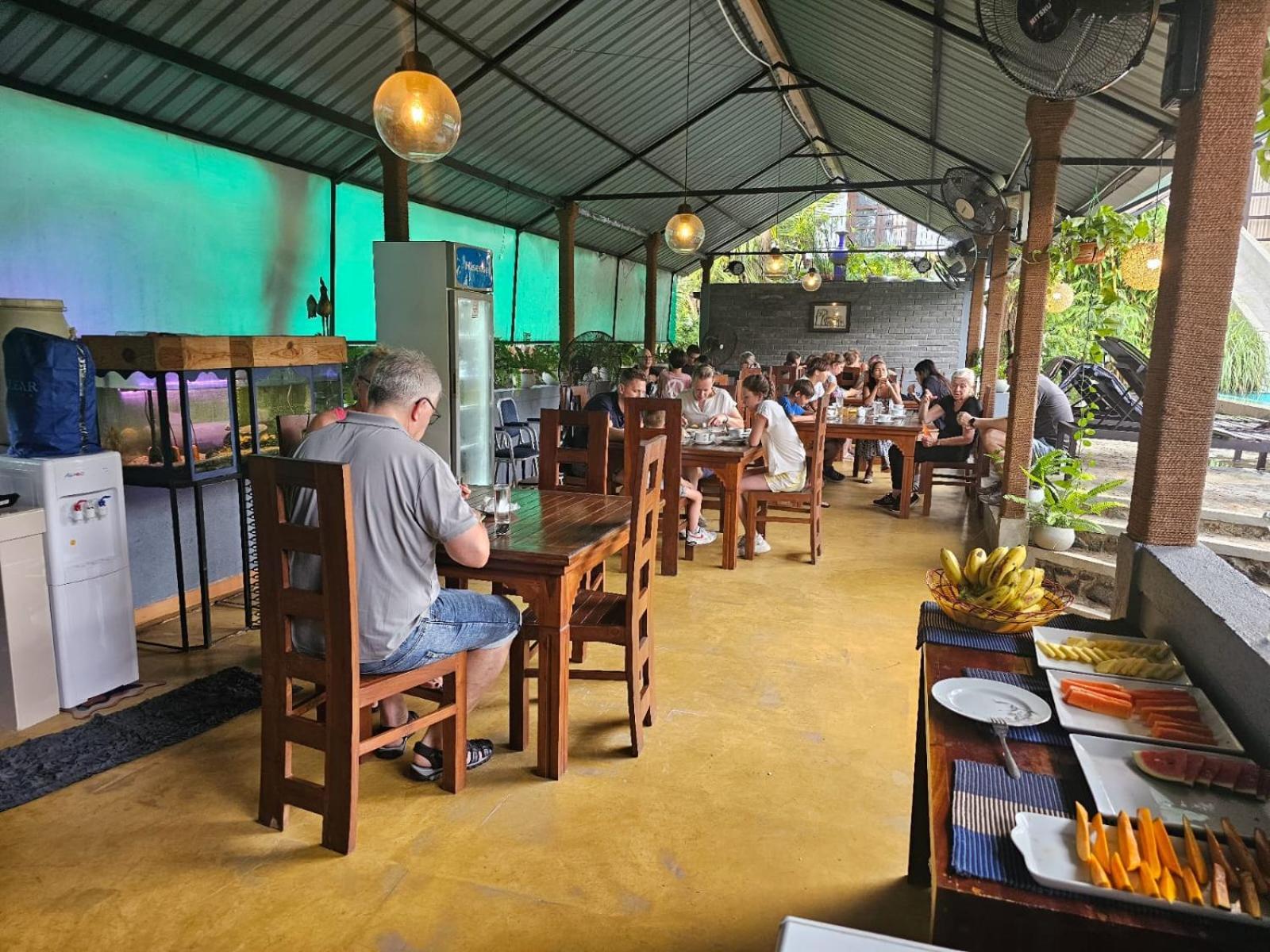 Optimum Residencies Bed & Breakfast เนกอมโบ ภายนอก รูปภาพ